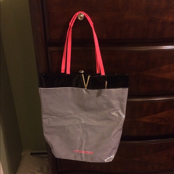 NWT VICTORIA'S SECRET TOTE BAG