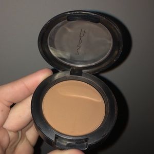 MAC Cosmetics Powder Blush Blunt Golden Brown