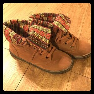 Tribal Pattern Boots