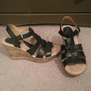 Born Wedge Sandal
