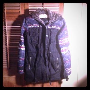 Super warm Aztec print parka coat!