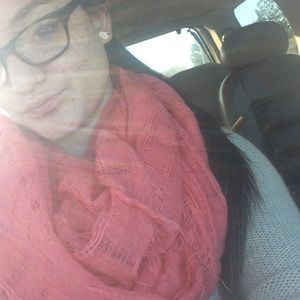 Meet your Posher, Nora