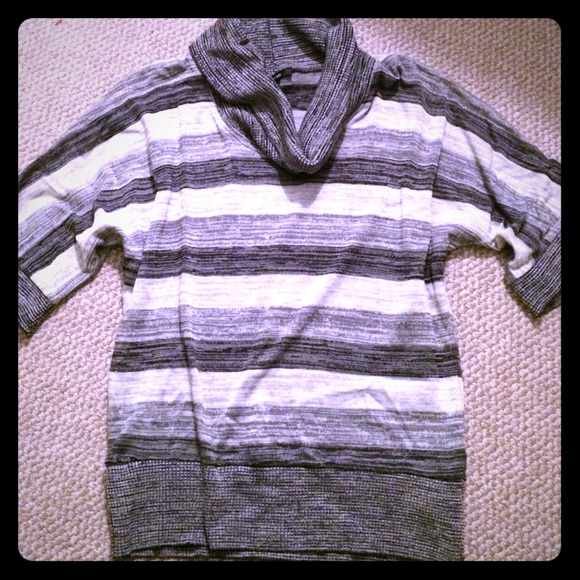 AGB short sleeve cowl neck sweater