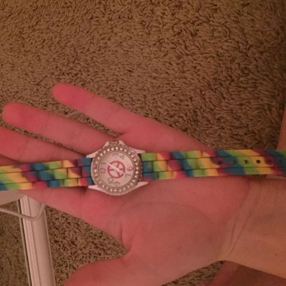 watch - Picture 2 of 2