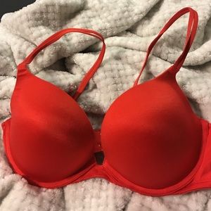 Victoria's Secret Very Sexy deep plunge bra.