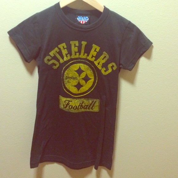 Junk food retro tee