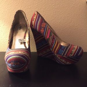 Never worn tribal print wedges