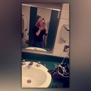 Meet your Posher, Vivian