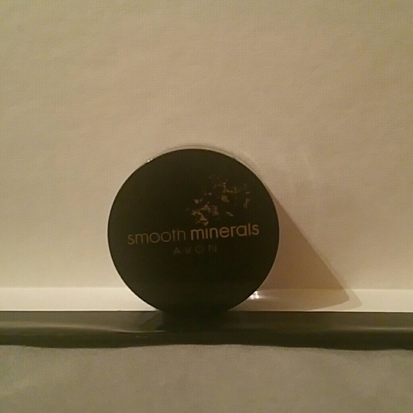 Smooth minerals eyeshadow-pixie dust