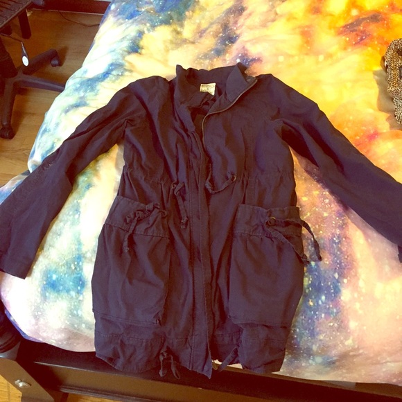 A jacket perfect for 50 - 60 F weather. - Picture 1 of 4