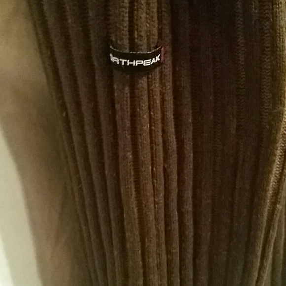 NORTHPEAK SWEATER - Picture 3 of 4