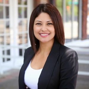 Meet your Posher, Lucy