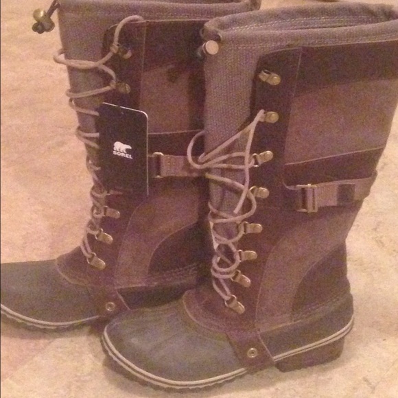 Sorel Conquest Carly Snow Boots - Picture 1 of 4
