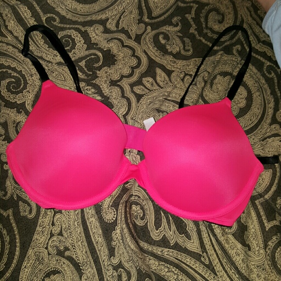 PINK bra size 34c