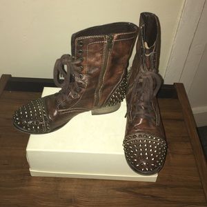 Steve Madden combat boots