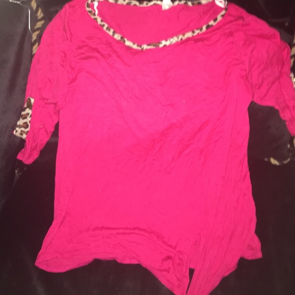 Hot pink cheetah shirt