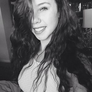 Meet your Posher, Casidy