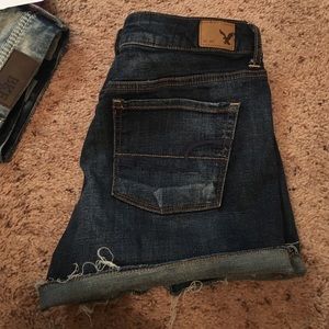 American Eagle shorts!