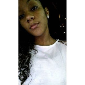 Meet your Posher, Sabrina