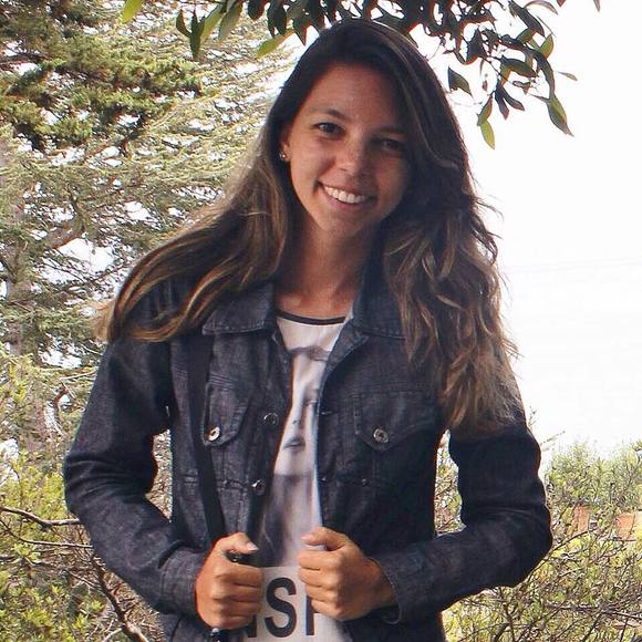 Meet your Posher, Daniela - Picture 1 of 1