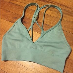Lululemon plunge bra