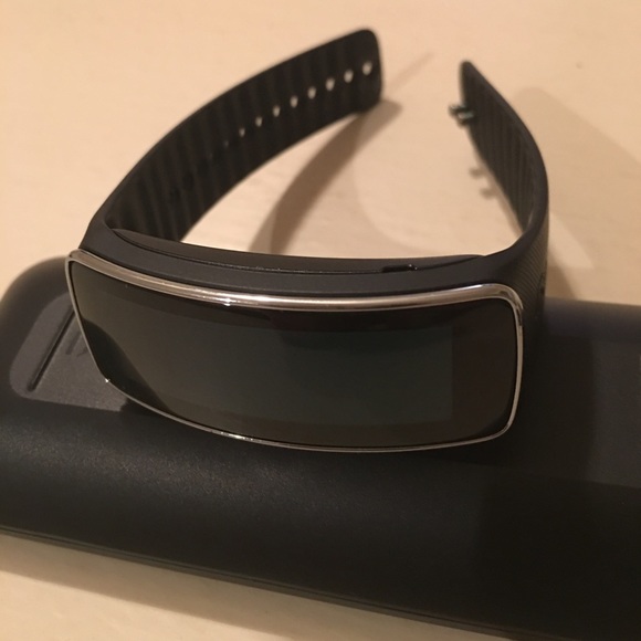 Gear Fit Smart Watch