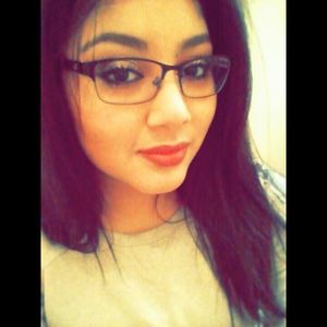 Meet your Posher, Ruth