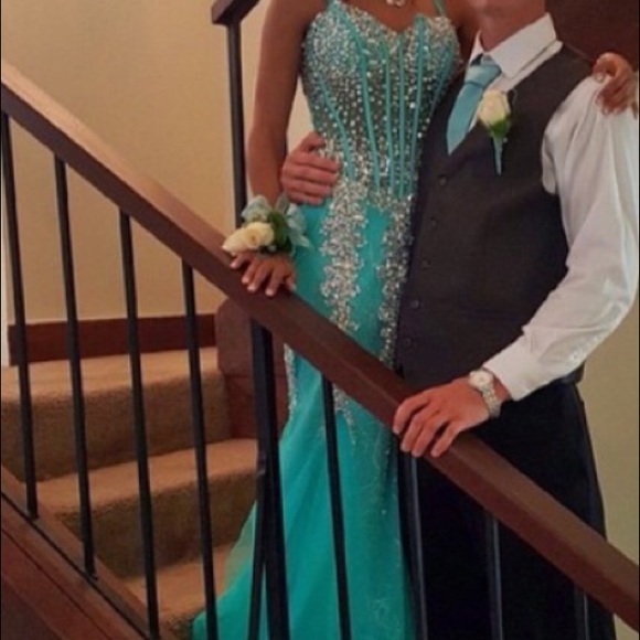Jovani #23294 prom dress Aqua
