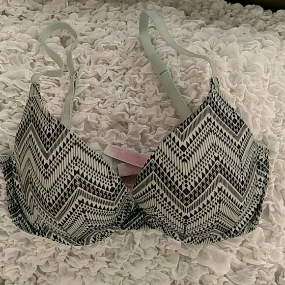 VS Bra