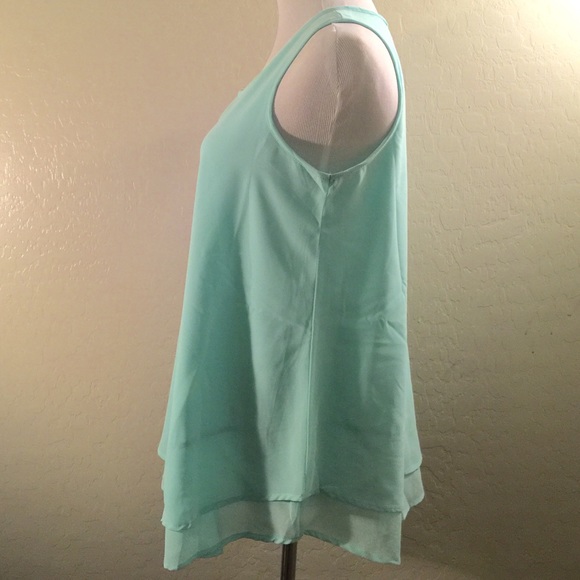 JAPNA Sleeveless Sea Green Top - Picture 2 of 4