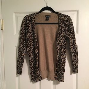 Cheetah cardigan, fits M-L