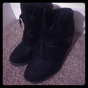 Black sneaker wedges