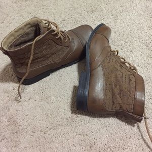 Brown bootie