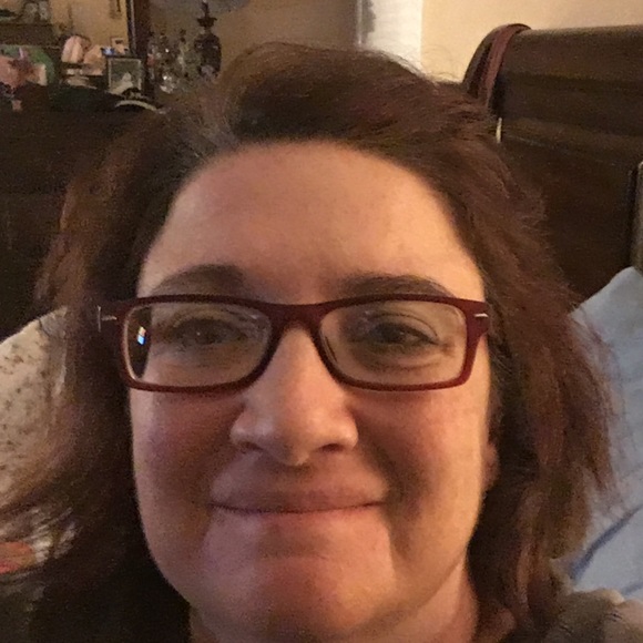 Meet your Posher, Monica - Picture 1 of 1
