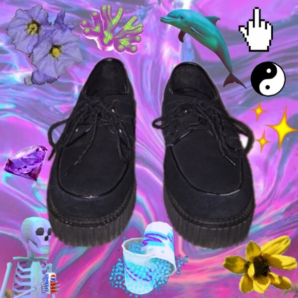 Demonia black suede creepers 👻✨
