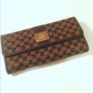Liz Claiborne Wallet