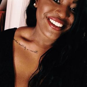 Meet your Posher, Monaija