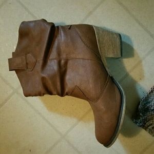 Ankle boots
