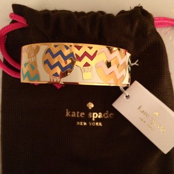kate spade Jewelry - Kate Spade hinge bangle