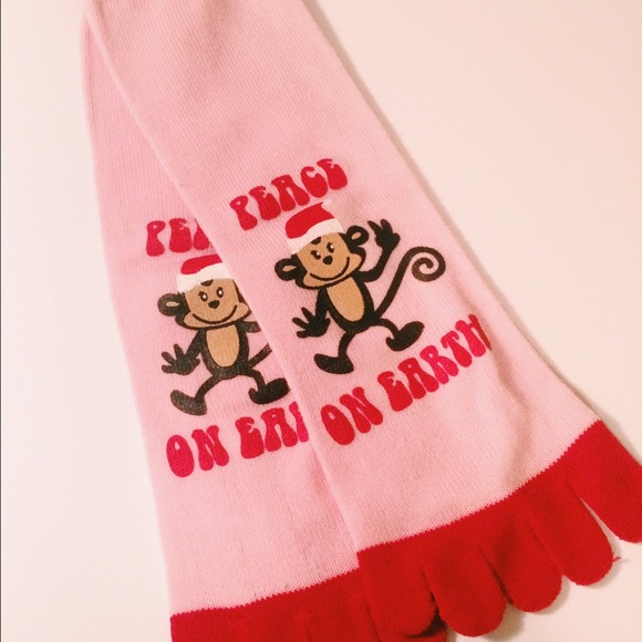 Super Cute 🙊🐵💕 Monkey Toe Socks