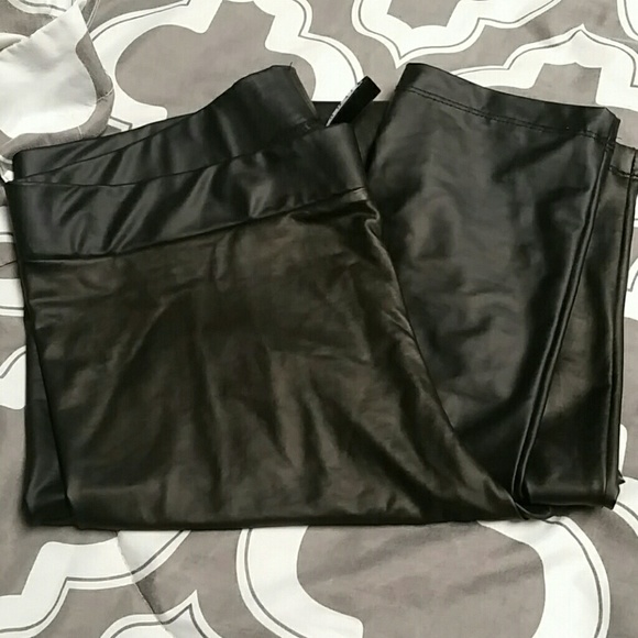 H&M Black leather leggings