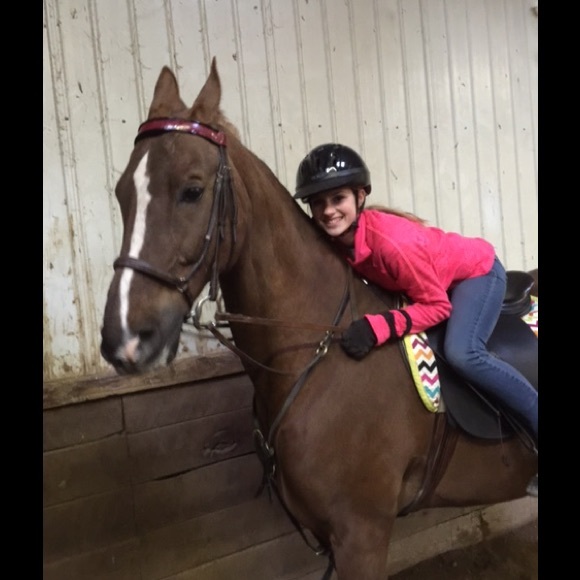 Meet your Posher, Julianne - Picture 1 of 1