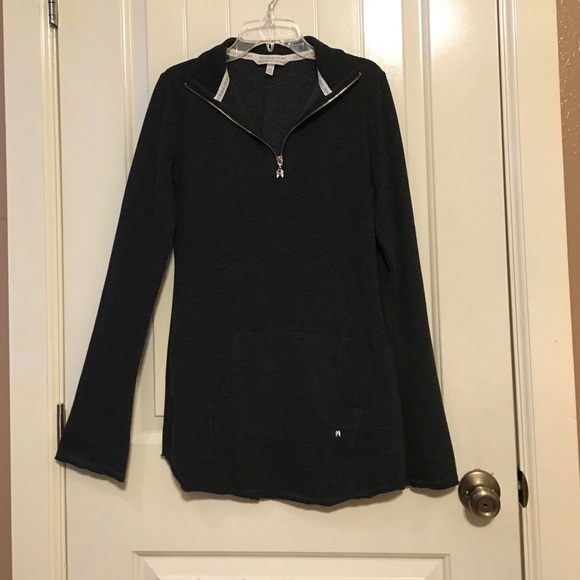 Sweat Shirt