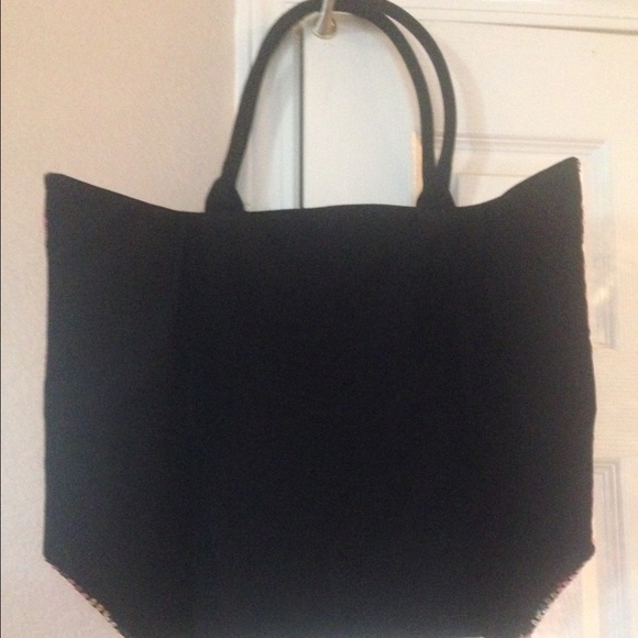 Vs Tote - Picture 2 of 2