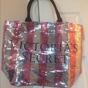Vs Tote