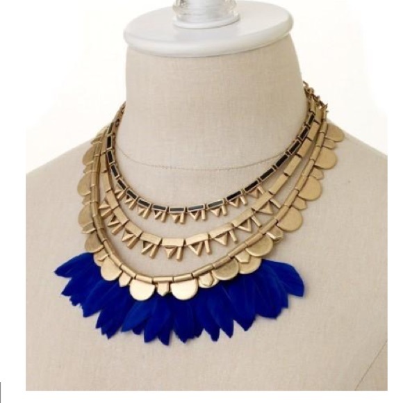 Stella & Dot Plume Necklace