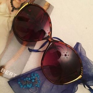 Steve Madden sunglasses