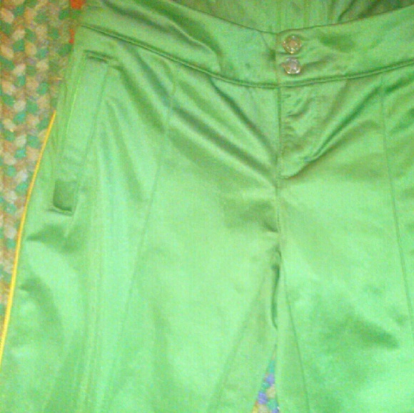 HOT Running/Jogging pants VERY CUTE!