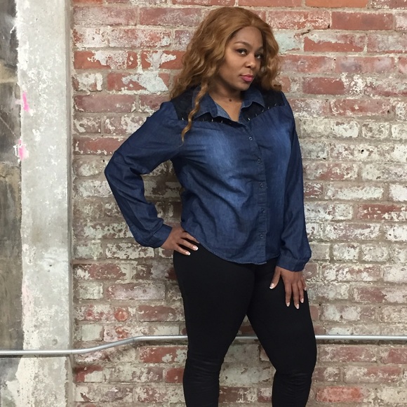 DENIM BUTTON DOWN - Picture 2 of 3