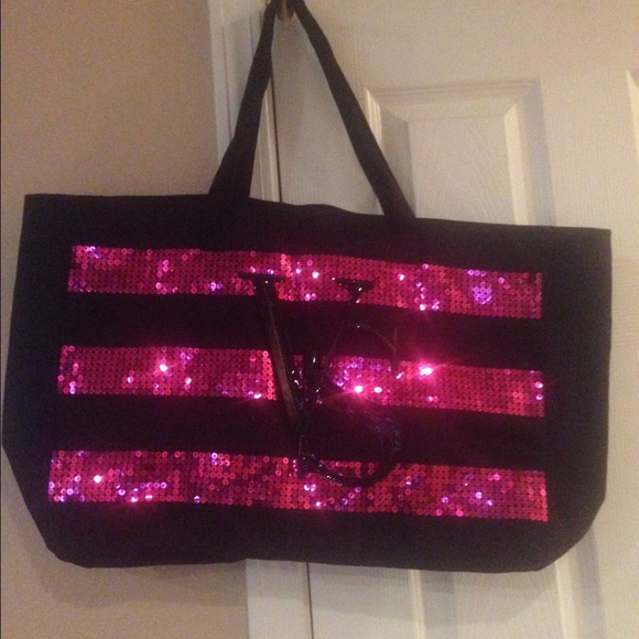 New Vs Tote - image 1